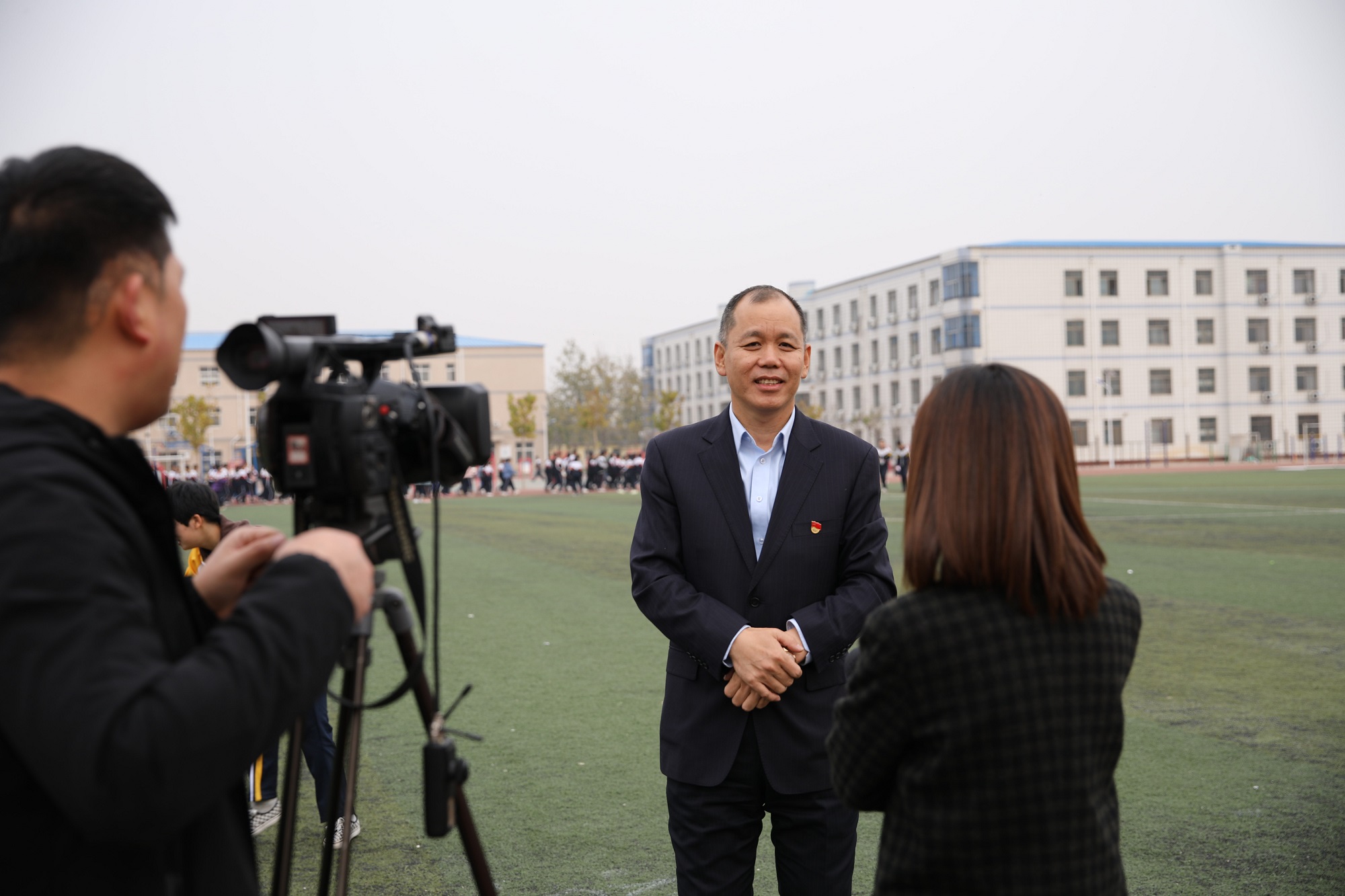 “多一张笑脸 多一份希望”携手同行,共筑未来| 华亿平台-华亿(中国)一站式服务平台,走进青县一中